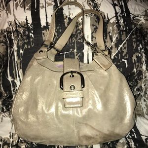 Coach light taupe with shimmer leather